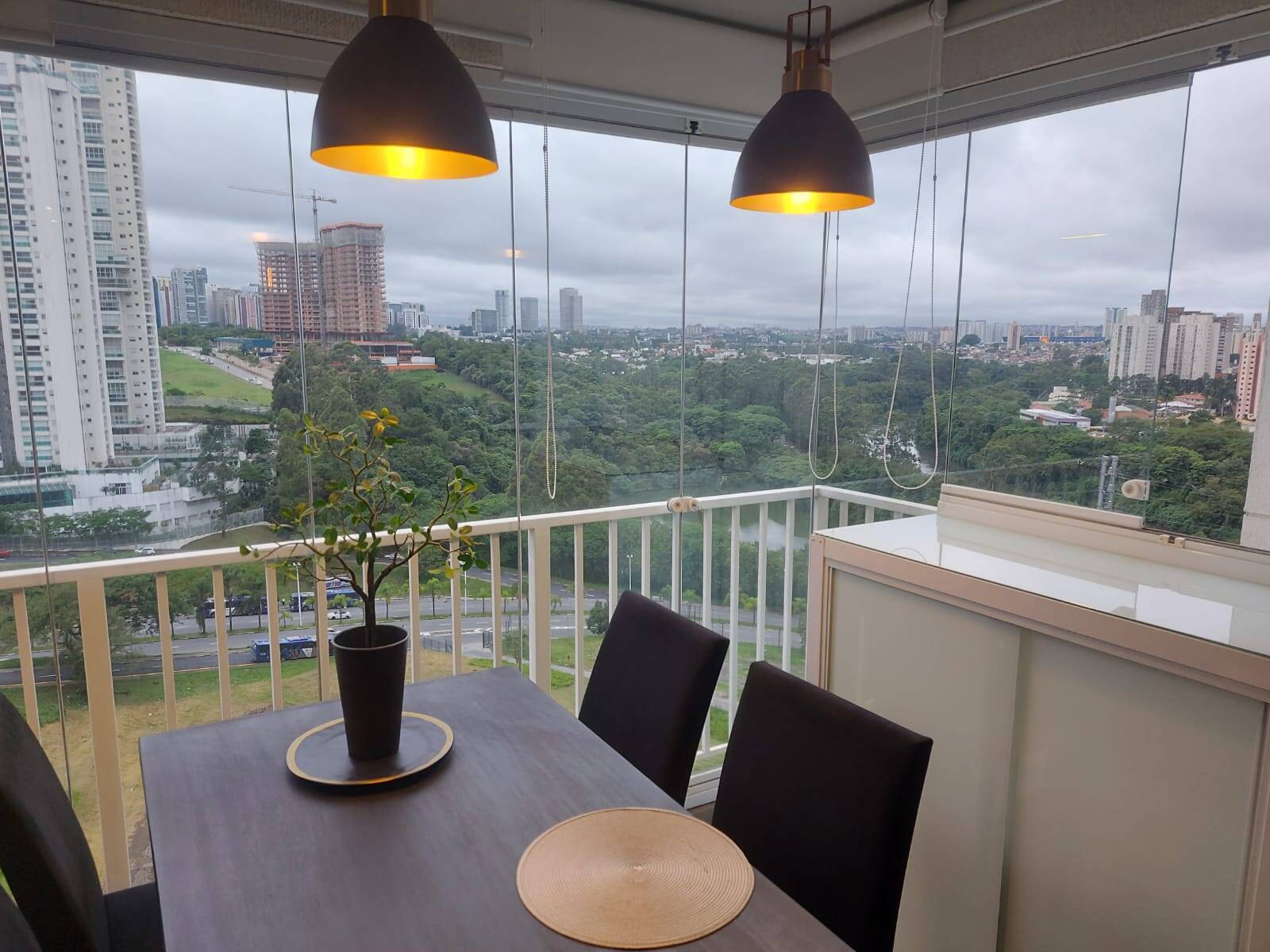 Apartamento 69m2 2 suítes 2 vagas Green Valley Alphaville - M Baroni Prime