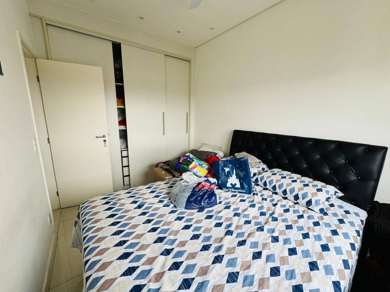 Apartamento à venda com 2 quartos, 160m² - Jardim Tupanci,