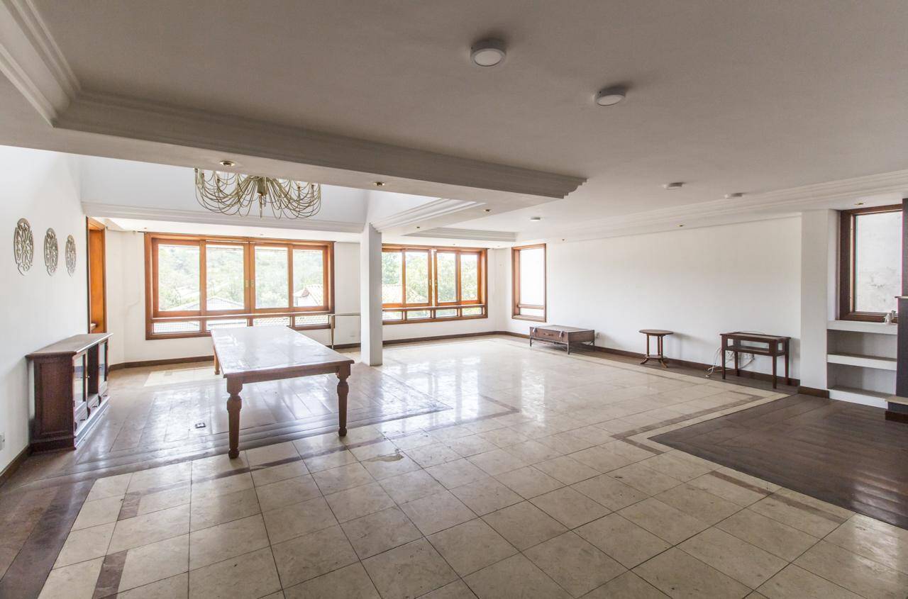 Casa à venda com 4 quartos, 634m² - Alphaville,