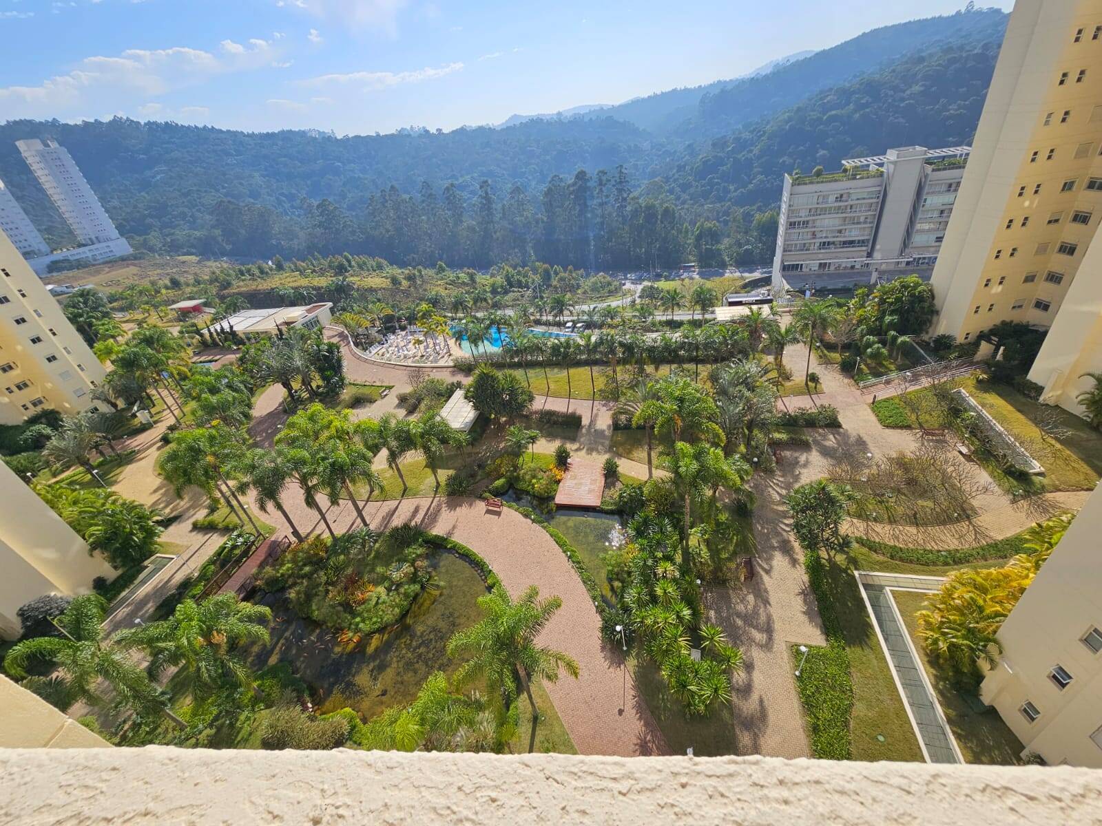  - Apartamento Resort Tamboré  133m² vista total clube 10 andar 3 dormitórios