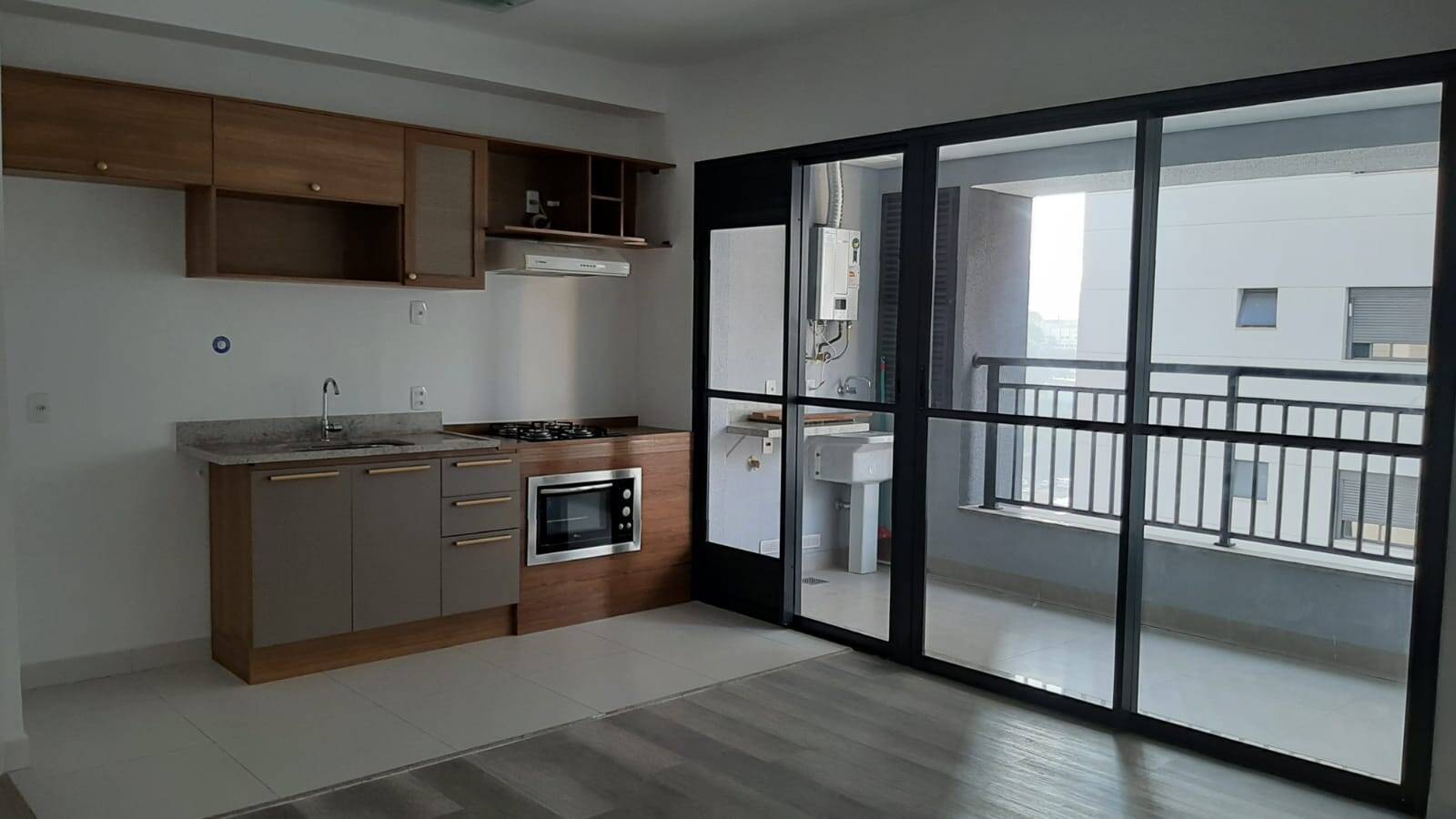 Apartamento à venda com 2 quartos, 70m² - Alphaville Empresarial,