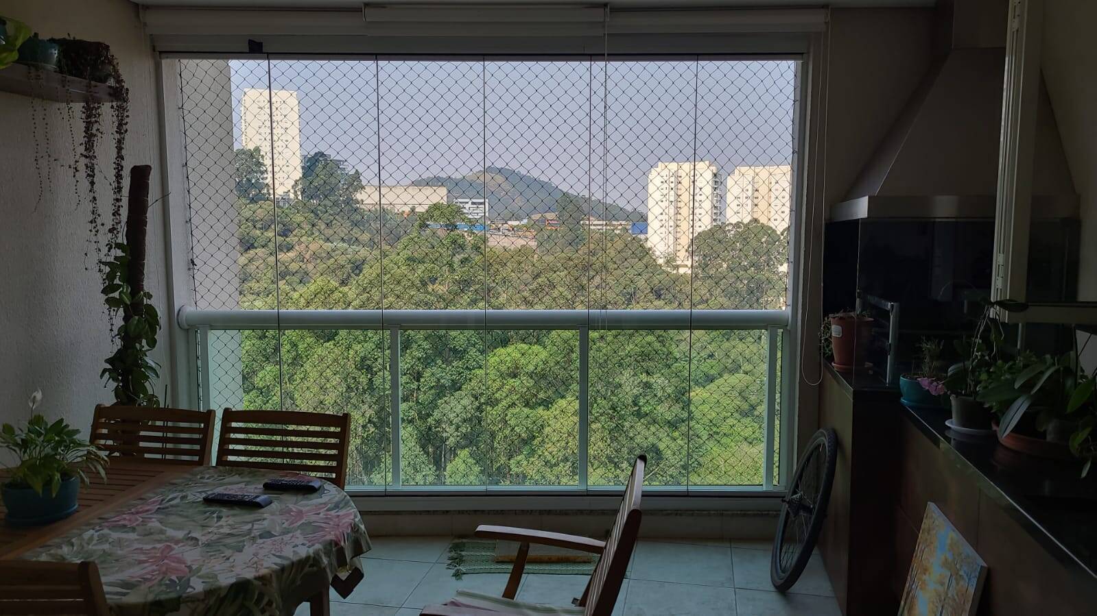 Apartamento em Tamboré- 122m2 ,1 suíte  2 quartos em Condomínio clube - M Baroni Prime