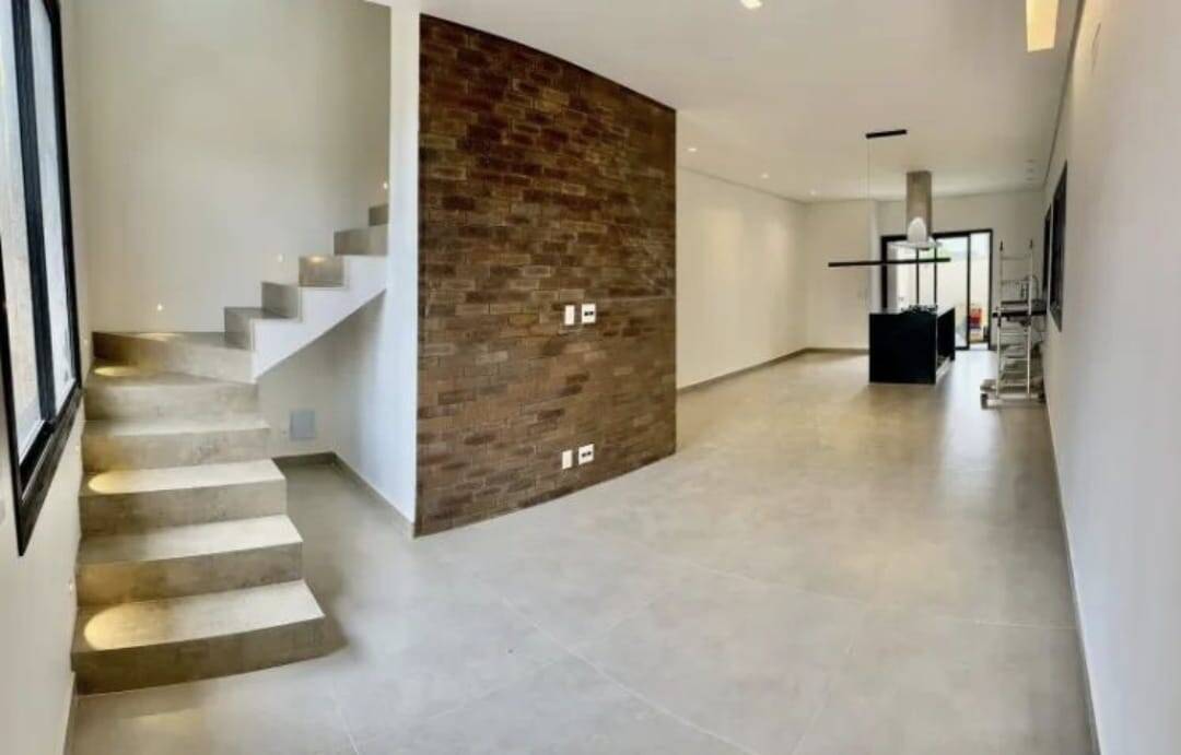  - Casa novíssima Local - Santana de Parnaíba - Vila Nova Jaguari