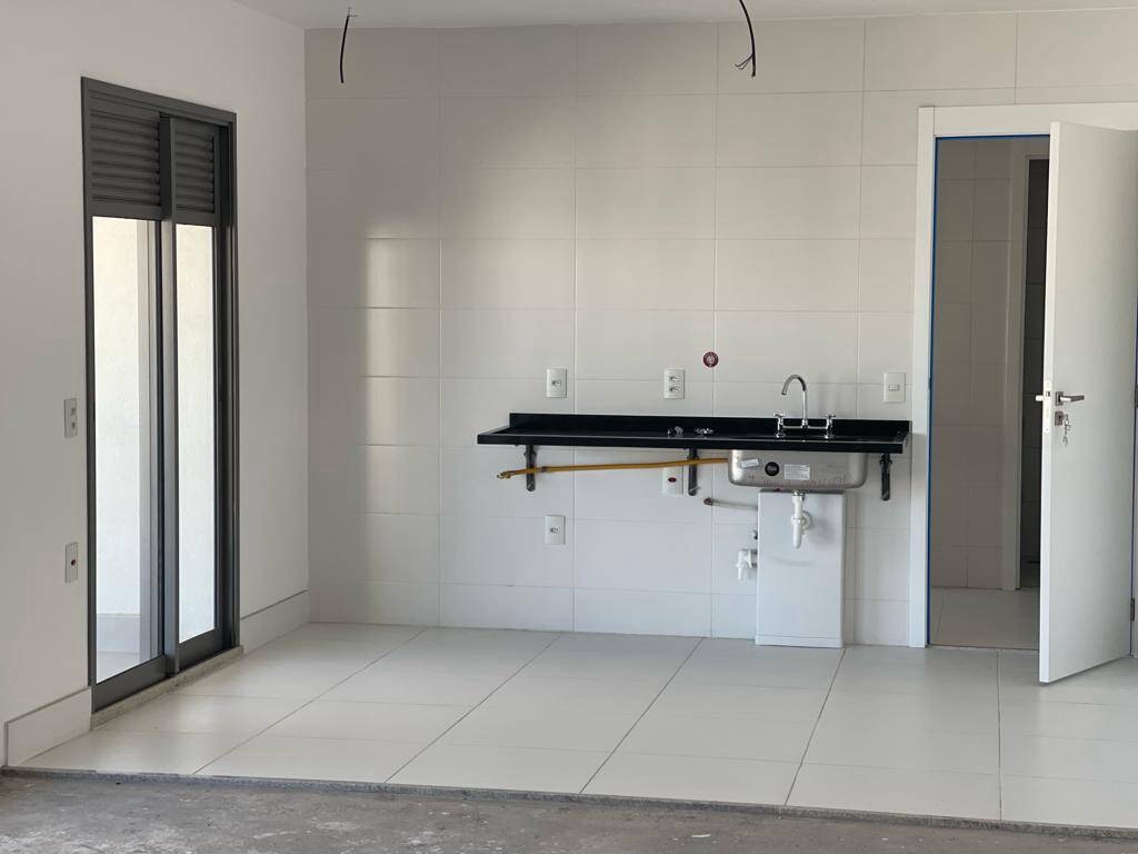 Apartamento à venda com 3 quartos, 145m² - Paraíso,