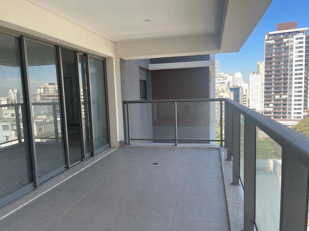 Apartamento à venda com 3 quartos, 145m² - Paraíso,