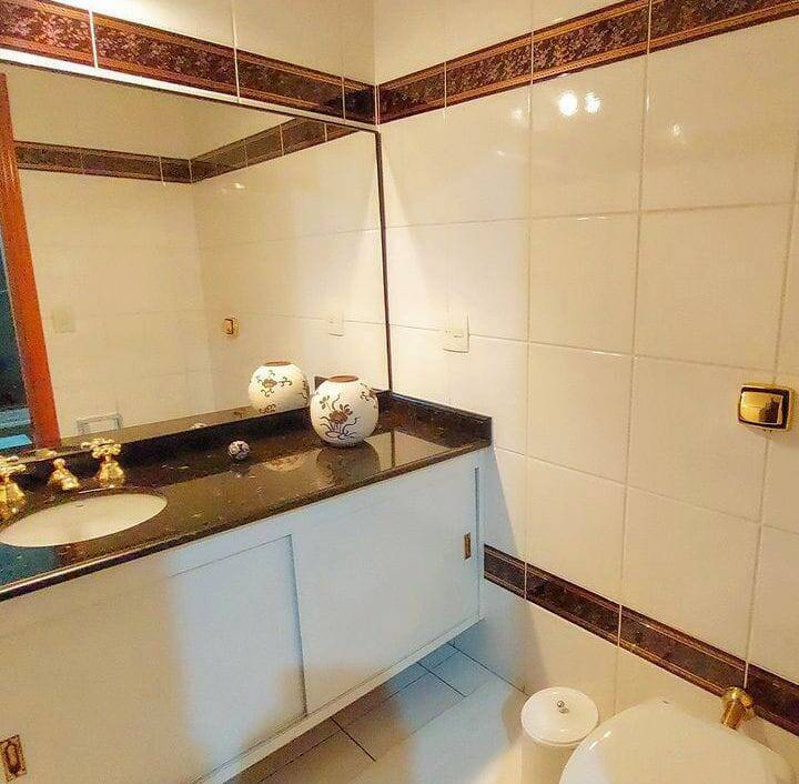  - Apartamento Rua sem saída e fechada vista privilegiada 190m2 4 suítes