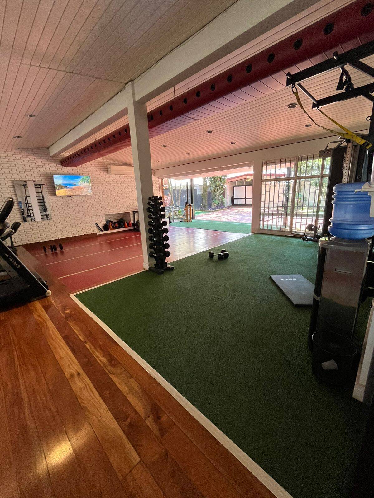  - Casa comercial para venda no Jardim Guedala, com 402 m².