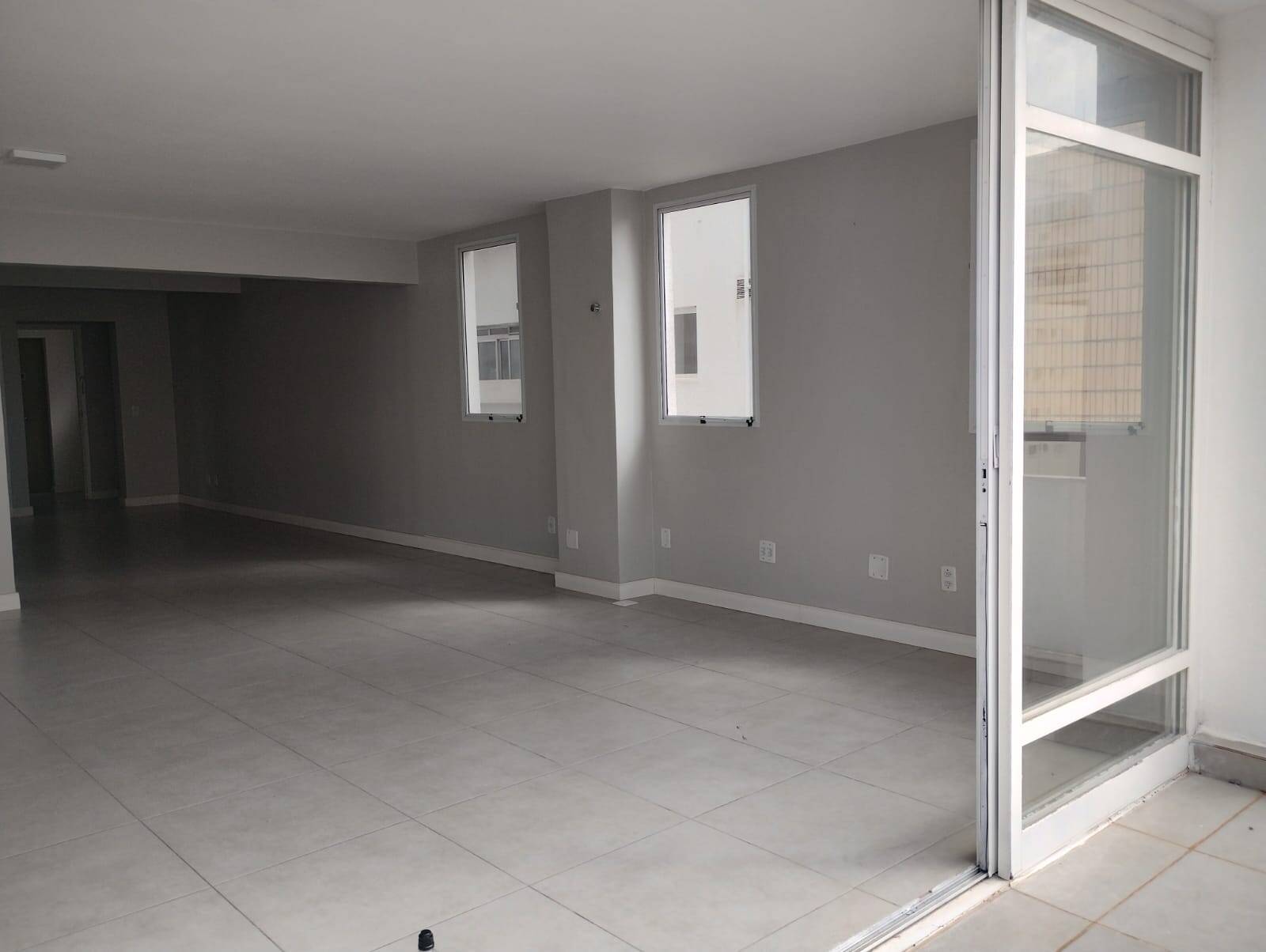  - Duplex para locação 03 dormitórios, 01 Suíte, 02 vagas, 277² - Paraíso