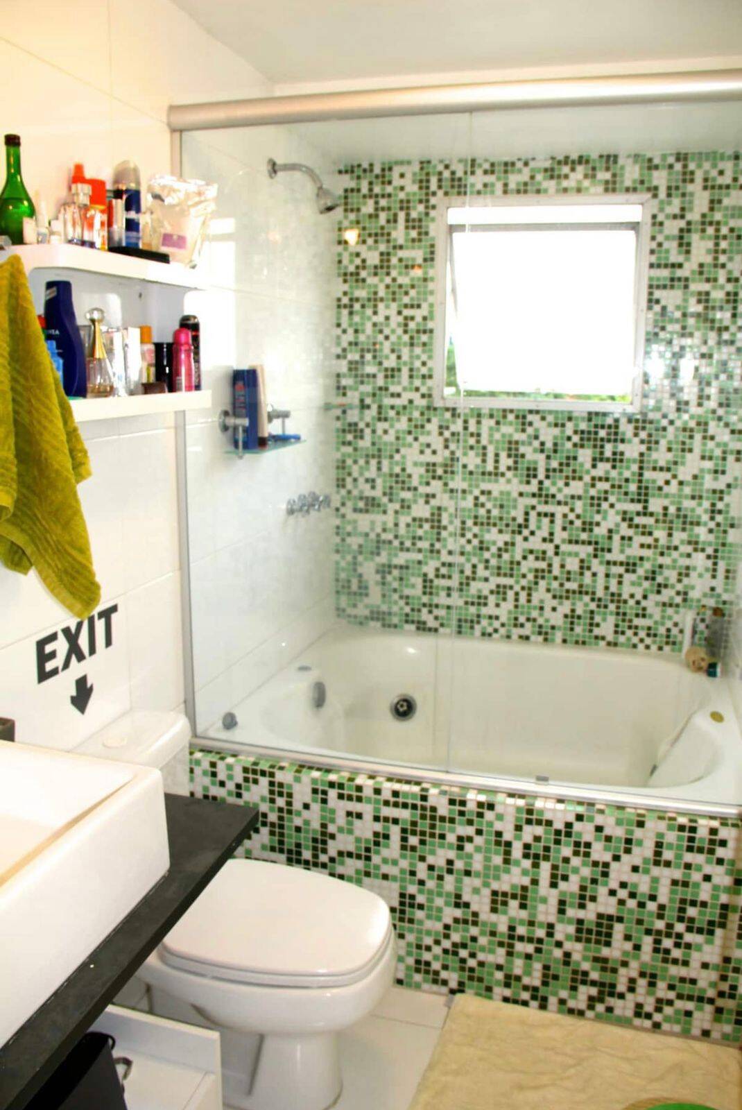  - Ótimo Apartamento Reformado e Mobiliado na  Vila Olímpia - 65 m2 - 1 vaga