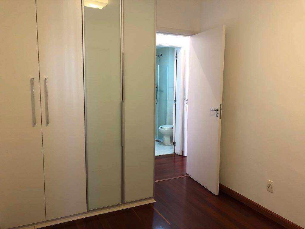  - Apartamento com 3 Quartos e 3 banheiros à Venda, 102 m²