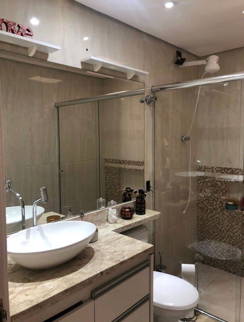 Casa à venda com 2 quartos, 102m² - Jardim Regina,