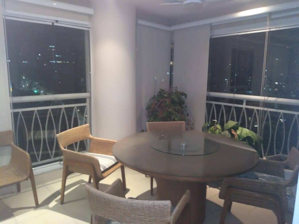 Apartamento à venda com 3 quartos, 131m² - Perdizes,