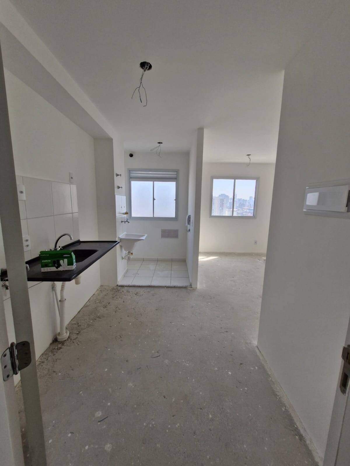  - Vendo Apartamento Aneri Cambuci - 2 dorm, 36m², 15º andar, Metrô a 220m