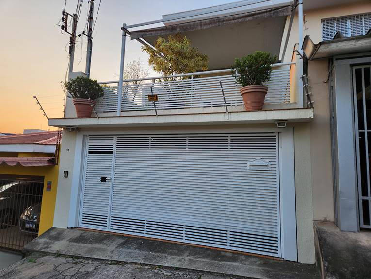 Casa para alugar com 3 quartos, 189m² - Mirandópolis,
