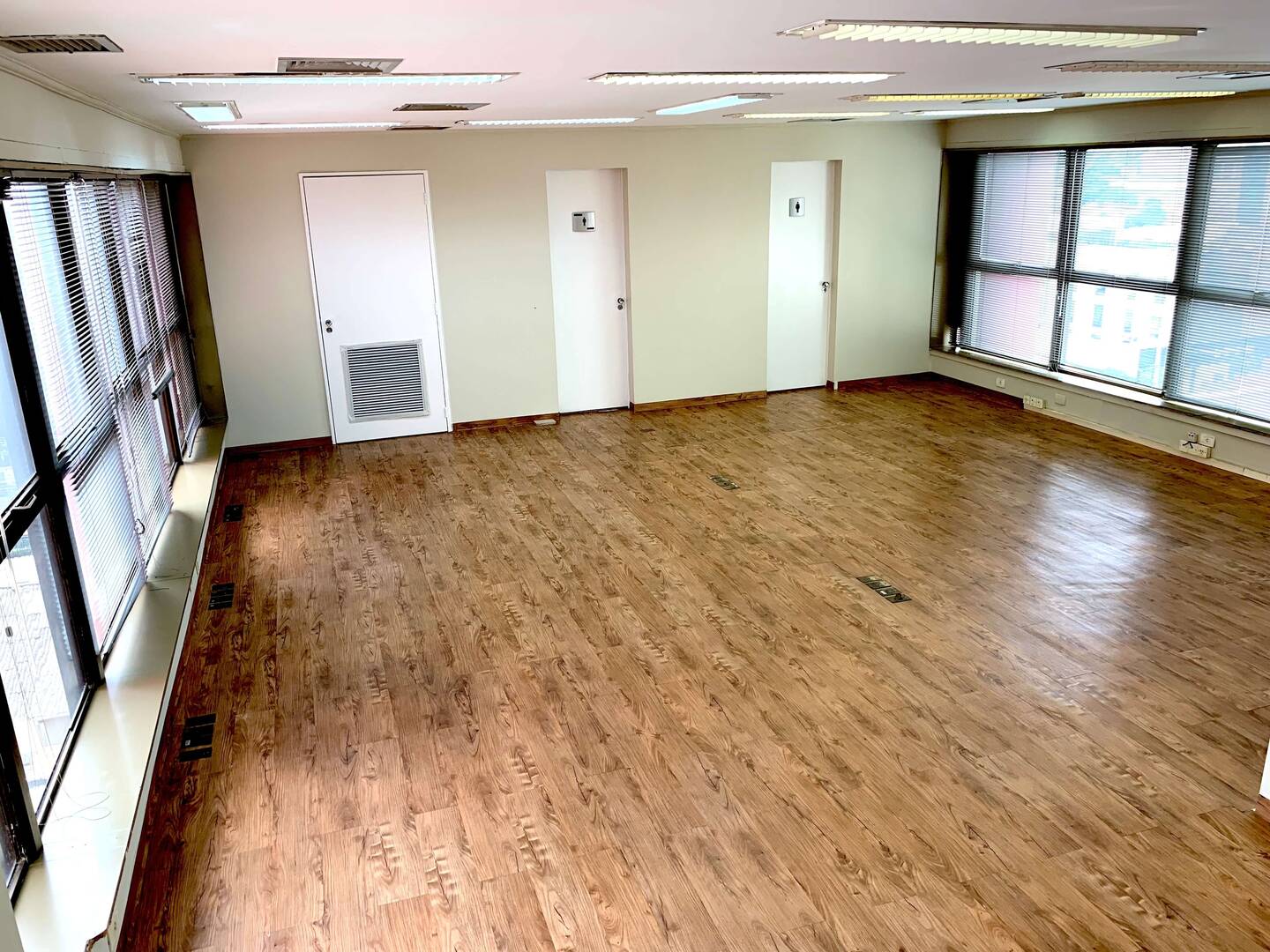 Sala comercial para alugar, 90m² - Chácara Santo Antônio,
