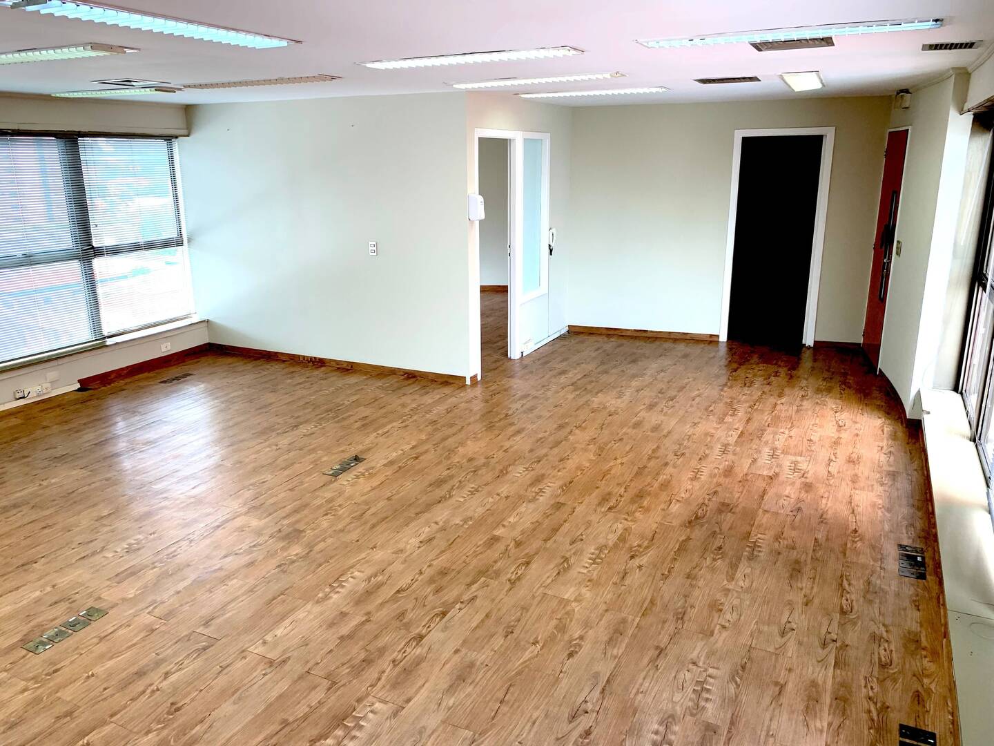 Sala comercial para alugar, 90m² - Chácara Santo Antônio,