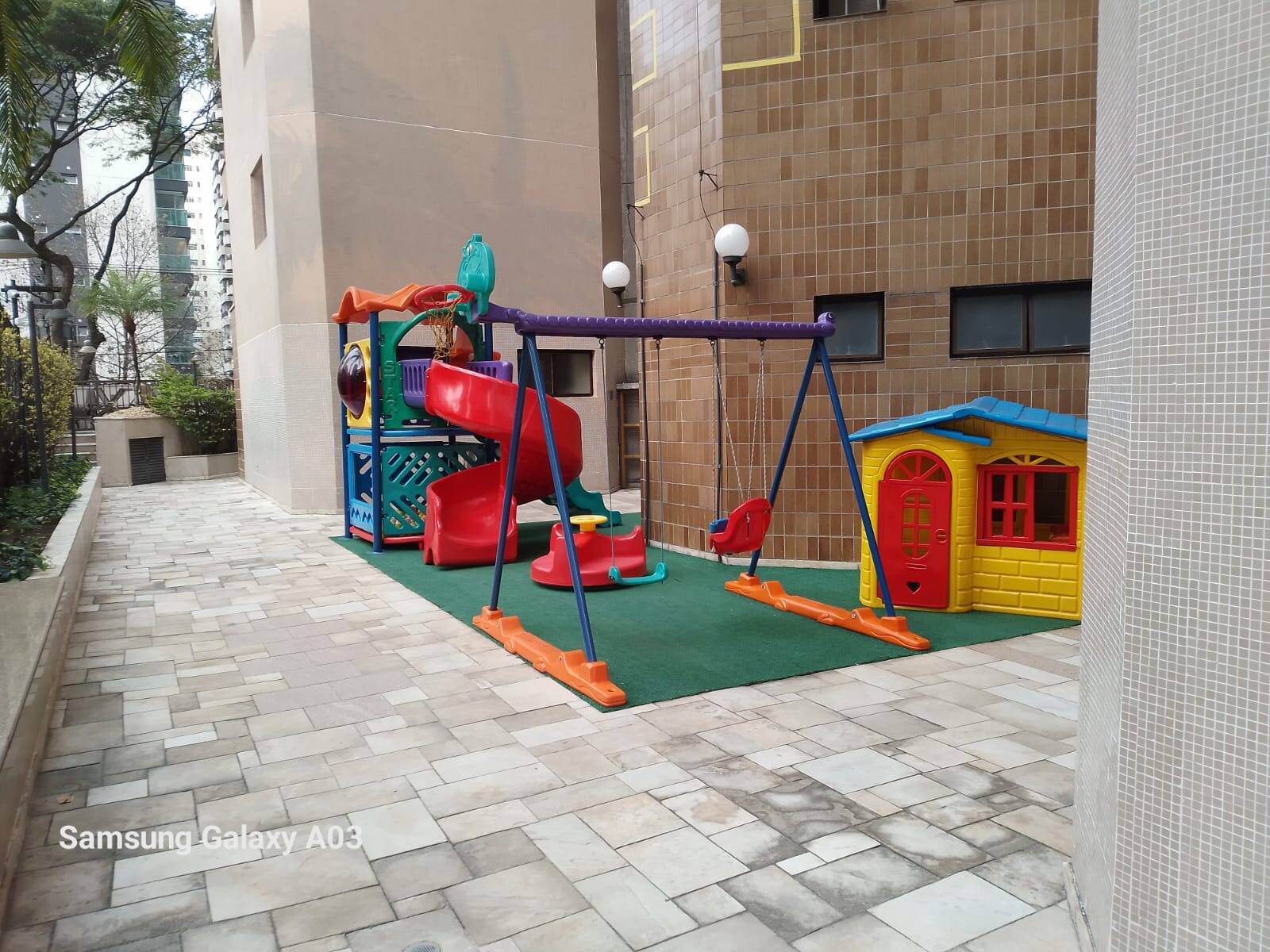 Apartamento à venda com 3 quartos, 172m² - Cidade Monções,