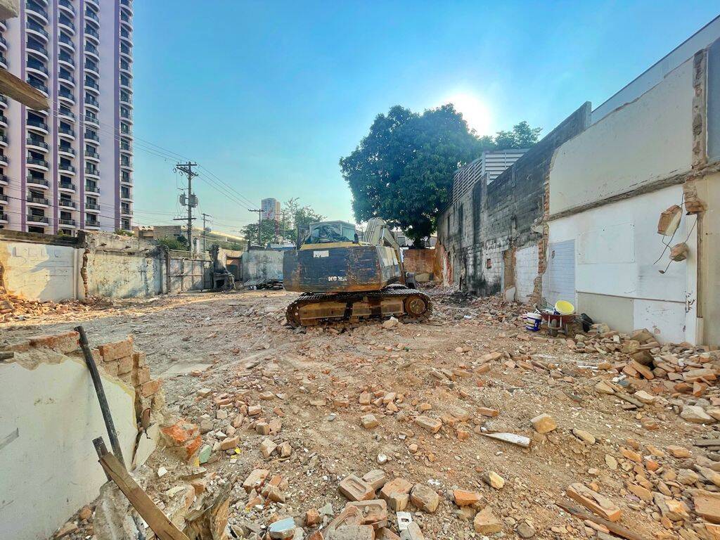 Área à venda - Ipiranga,