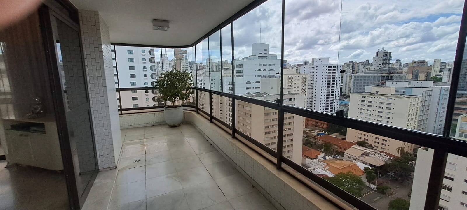  - SUNTUOSO APARTAMENTO Á VENDA, JD.PAULISTA,3 DORMS(3 SUITES) , 3VAGAS, 298M2