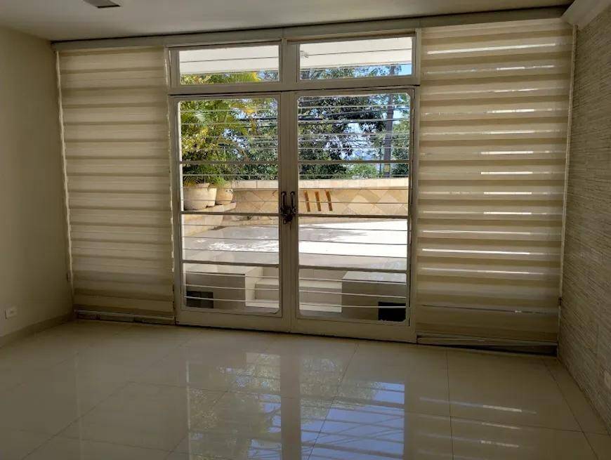 Casa à venda com 3 quartos, 230m² - Jardim da Glória,