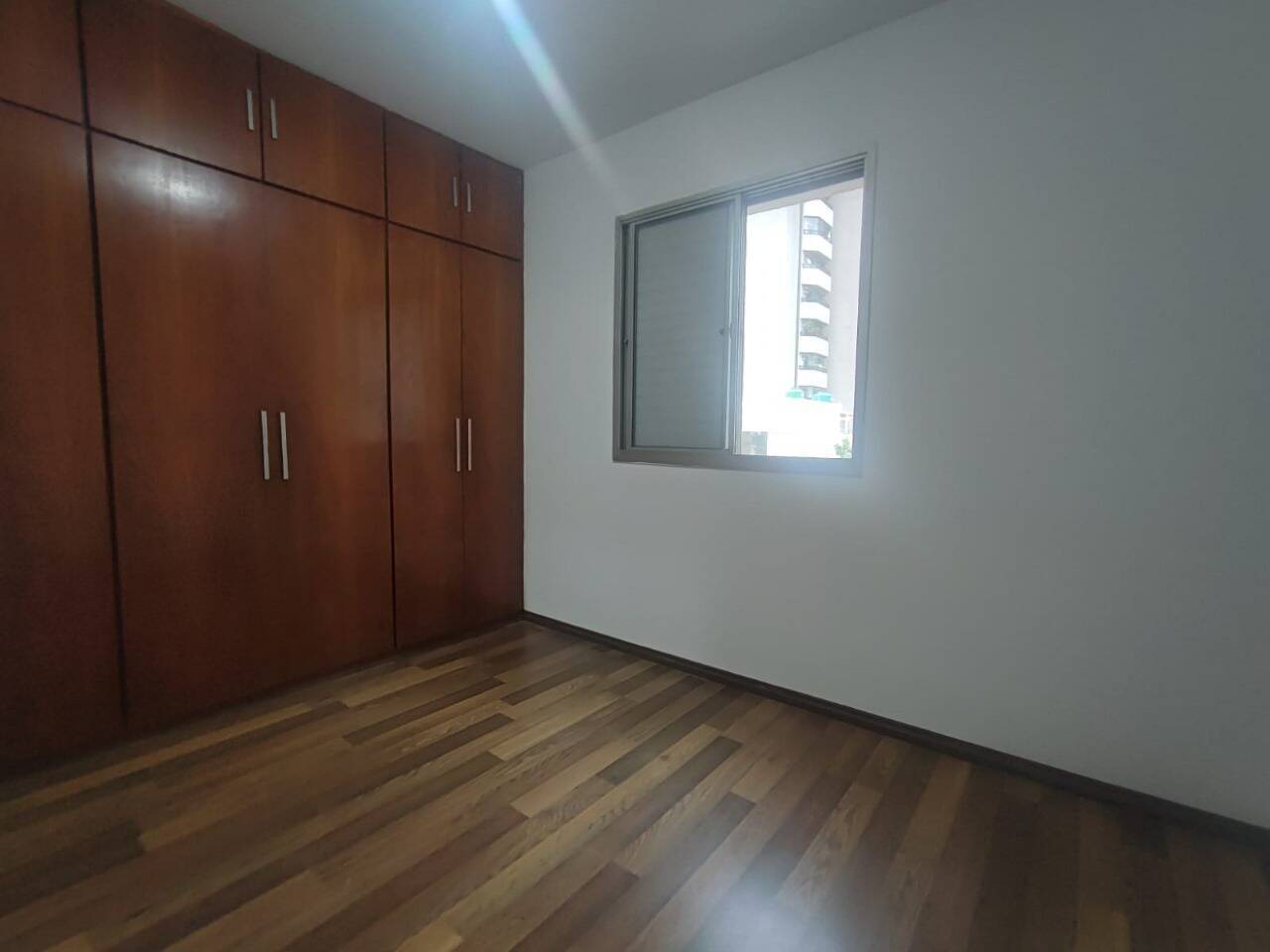 Apartamento à venda com 1 quarto, 48m² - Vila Uberabinha,