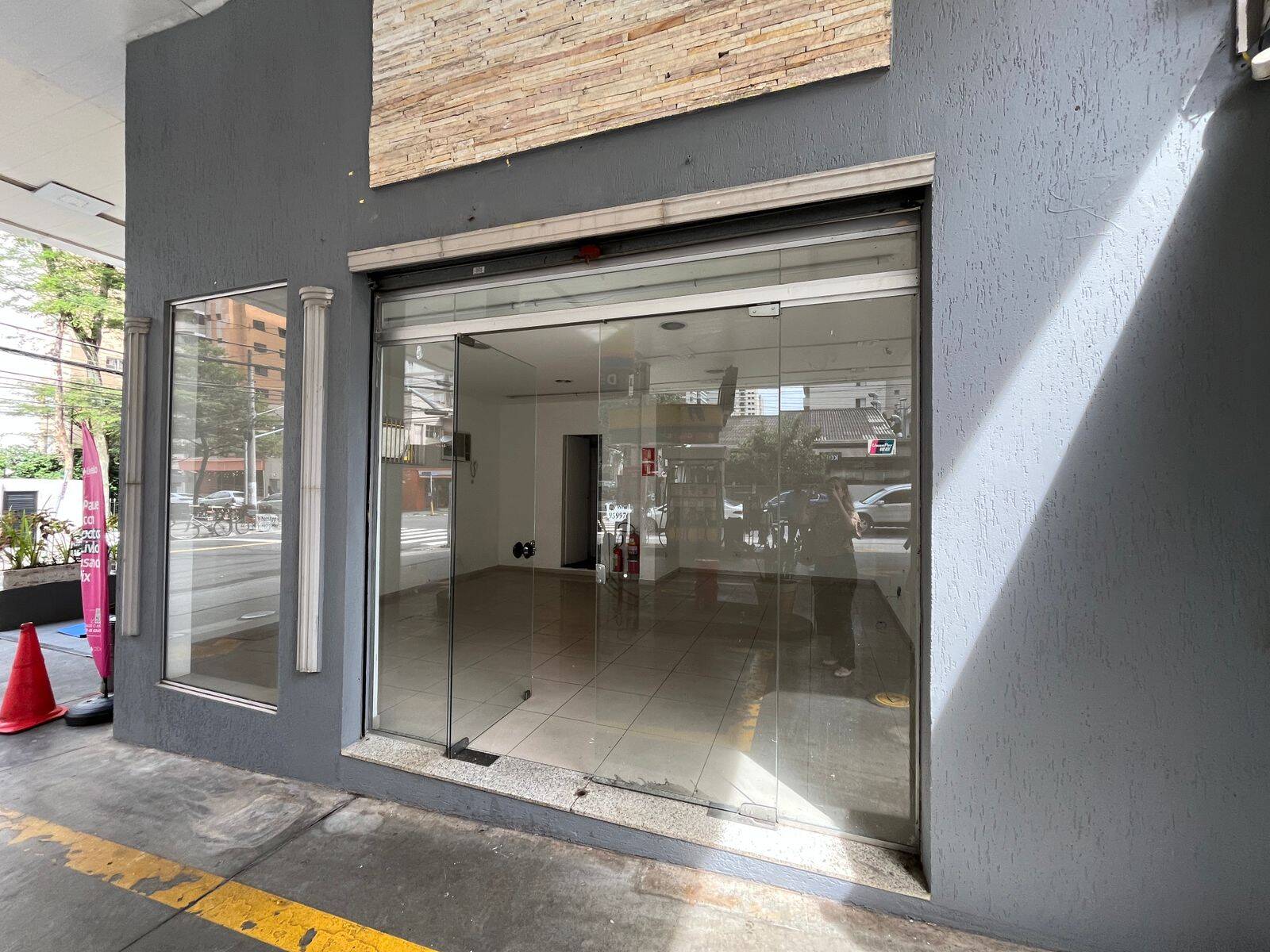 Loja para alugar, 51m² - Moema,