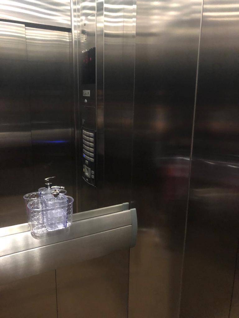  - APARTAMENTO  Á VENDA, A.PADRÃO, V.MARIANA, 4 DORMS(4 SUITES),4VAGAS, 208M2