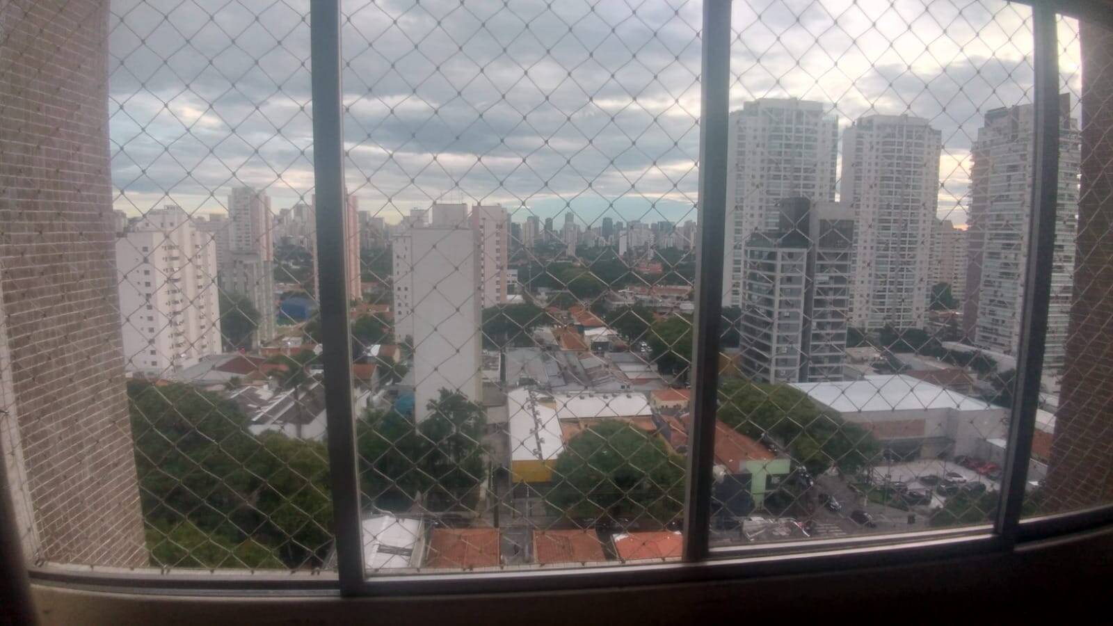 Apartamento à venda com 2 quartos, 68m² - Vila Olímpia,