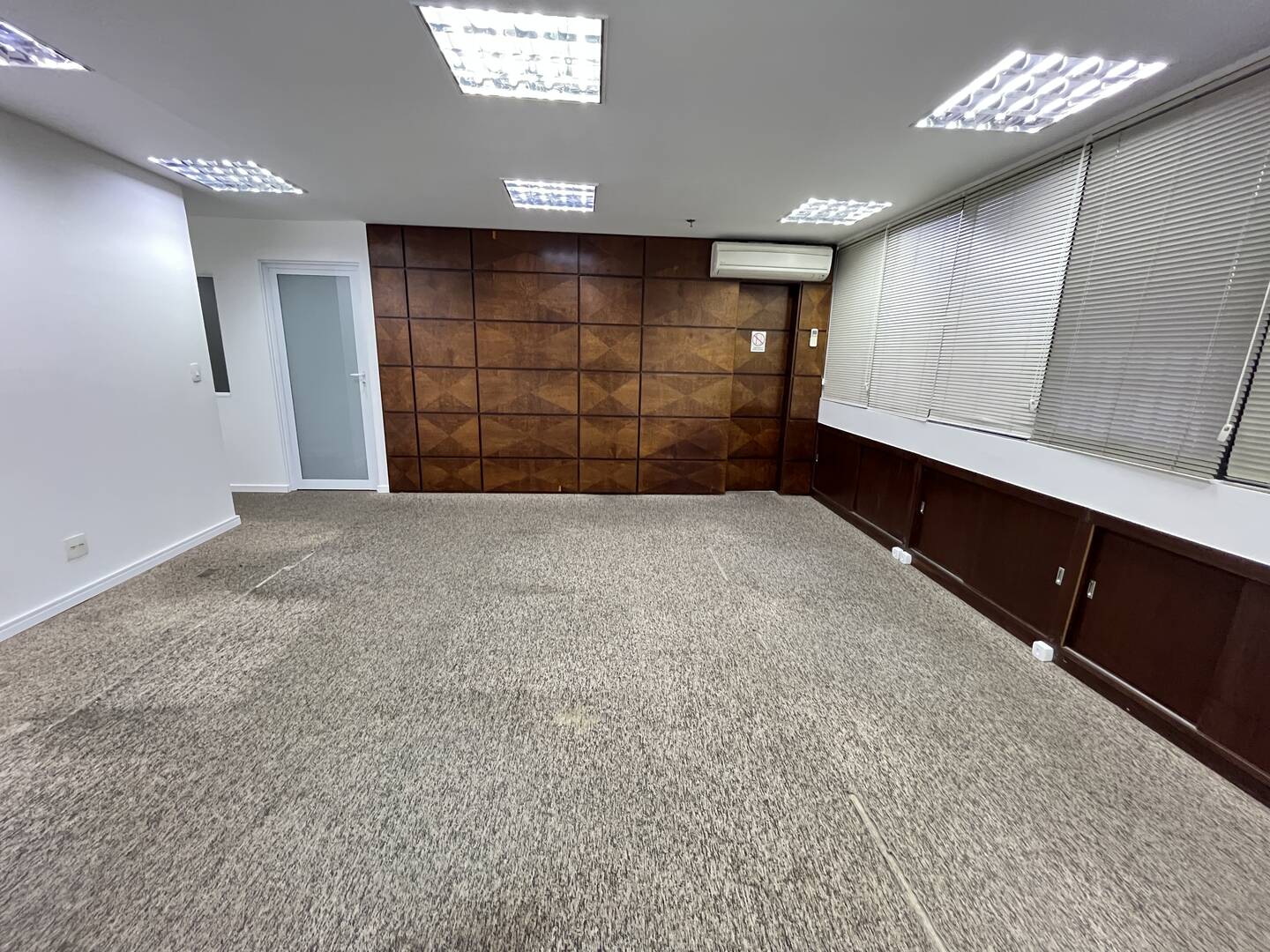 Sala comercial para alugar, 180m² - Campo Belo,