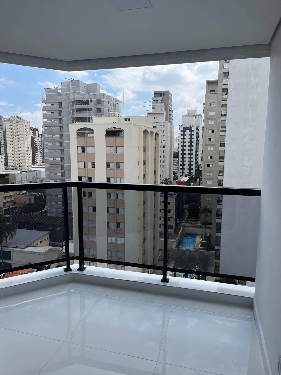  - Apartamento com 2 dormitórios para locação em Moema