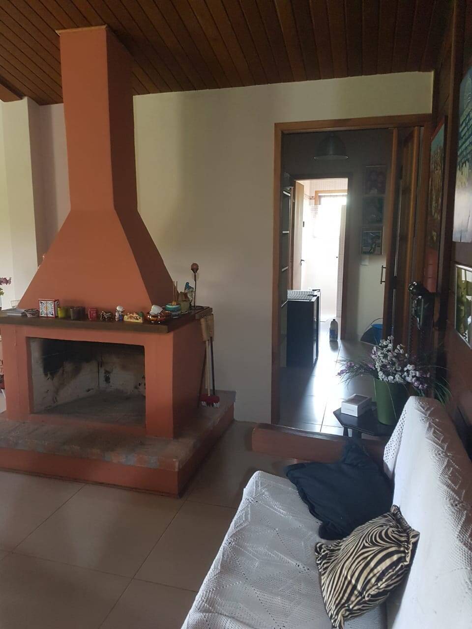 Chácara à venda com 3 quartos, 360m² - City Castello,