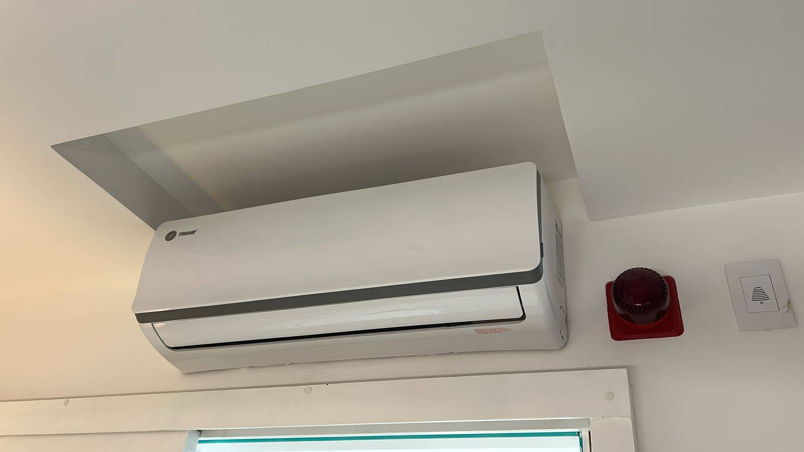  - STUDIO , PARAISO , 1 DORMITORIO INTEGRADO Á SALA ,BANH,MOBILIADO , 21M2 .