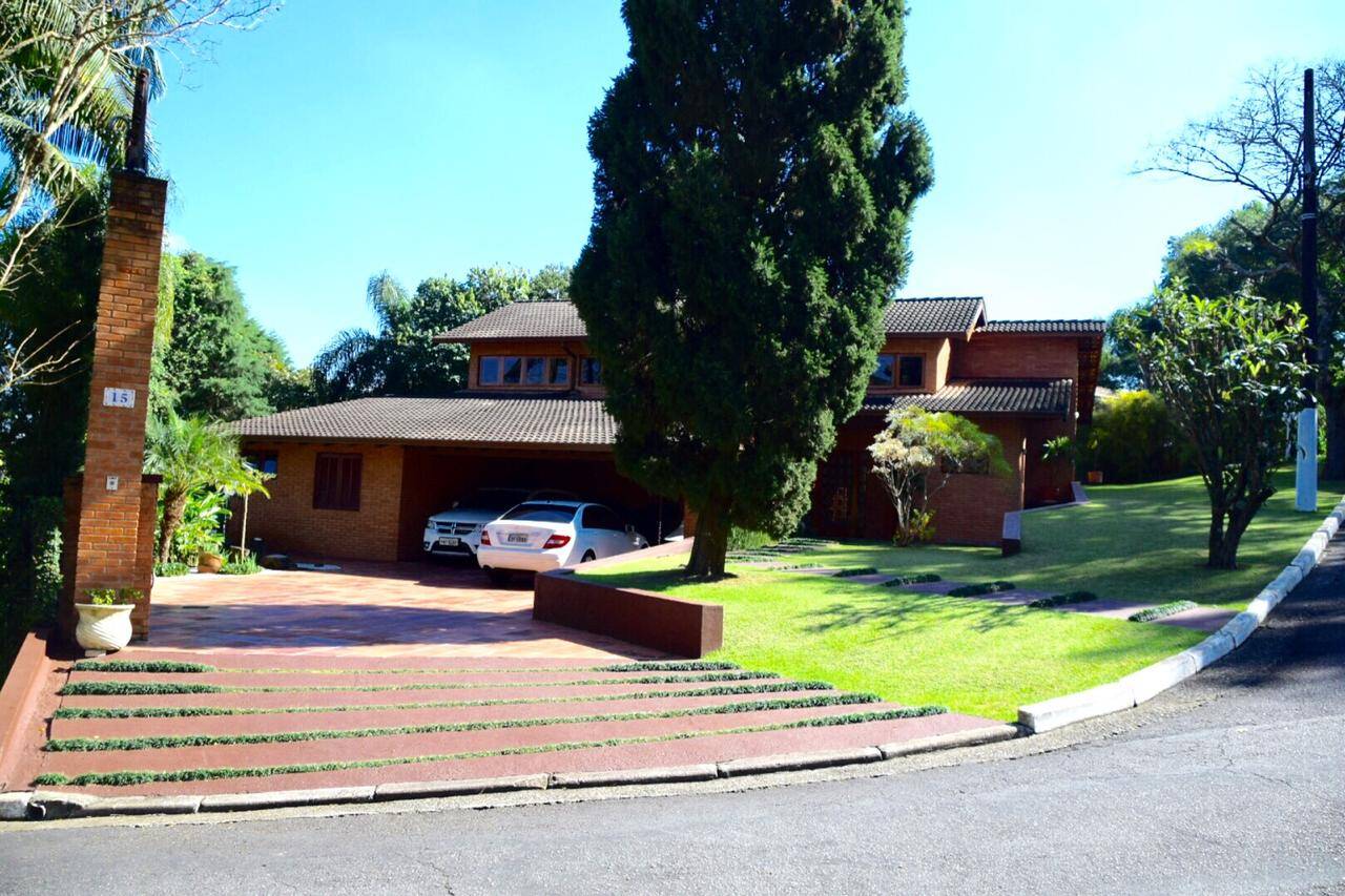 Casa à venda com 4 quartos - Altos de São Fernando,