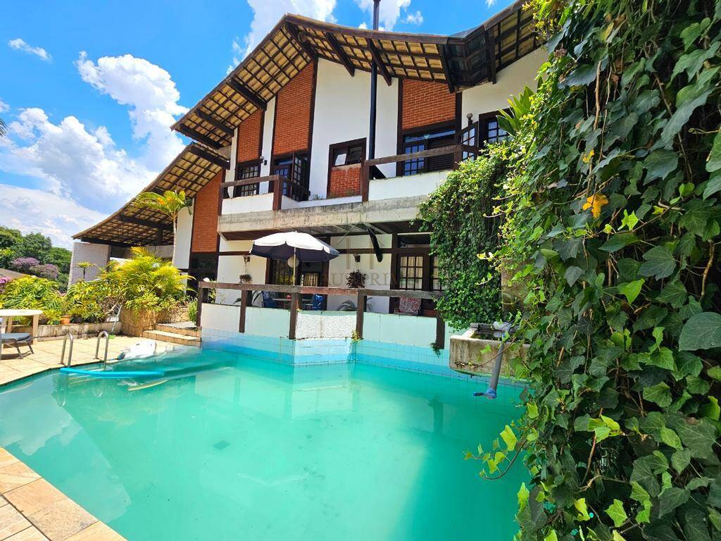 Casa de condomínio à venda com 6 quartos, 570m² - Altos de São Fernando,