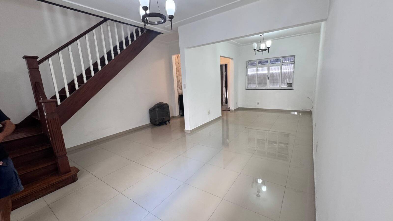 Casa à venda com 3 quartos, 155m² - Ipiranga,