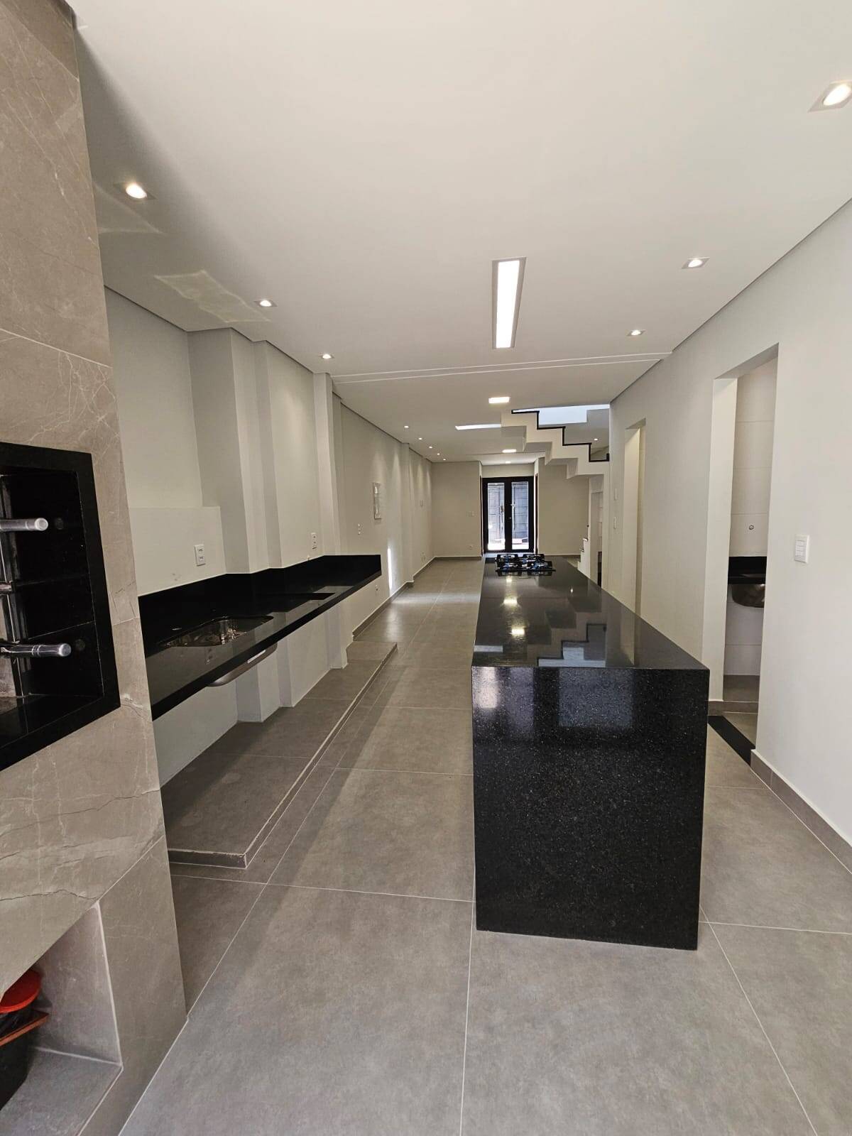 Casa à venda com 3 quartos, 150m² - Mirandópolis,