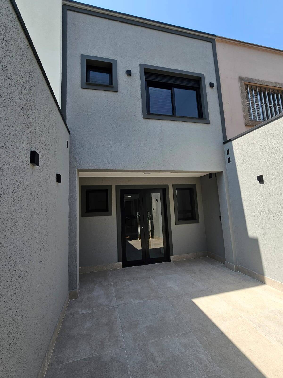 Casa à venda com 3 quartos, 150m² - Mirandópolis,