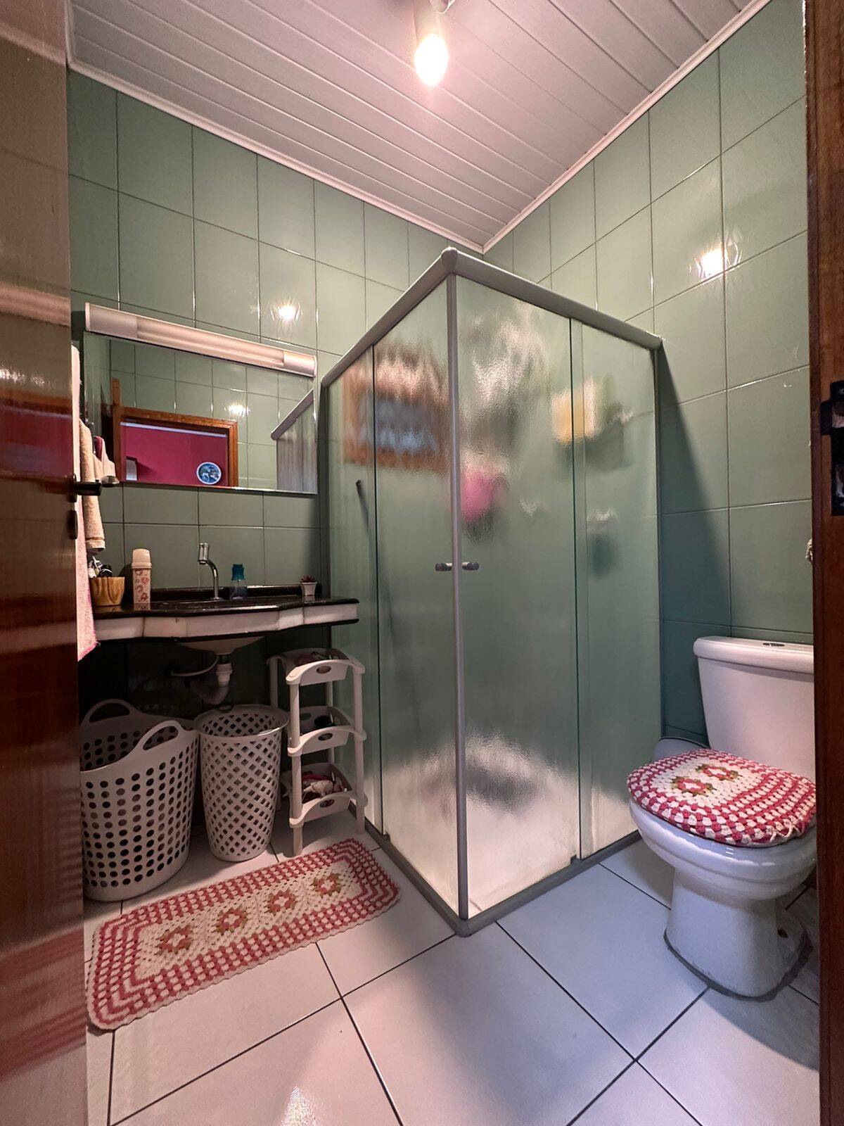 Casa à venda com 3 quartos, 156m² - Ayrosa,