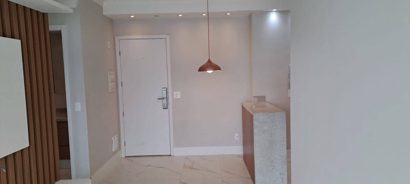  - APARTAMENTO,LOCAÇÃO,BELA VISTA,1 DORM (SUITE),SEMI-MOBILIADO,VARANDA, 45M2.