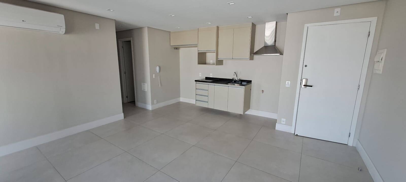  - APARTAMENTO ,LOCAÇÃO, PINHEIROS ,3 DORMS (1 SUITE),2 VAGAS ,VARANDA,93M2.