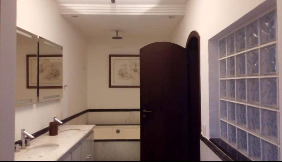  - Apartamento a venda em Moema , 238 m2 , 3 suítes , 4 vagas de garagem