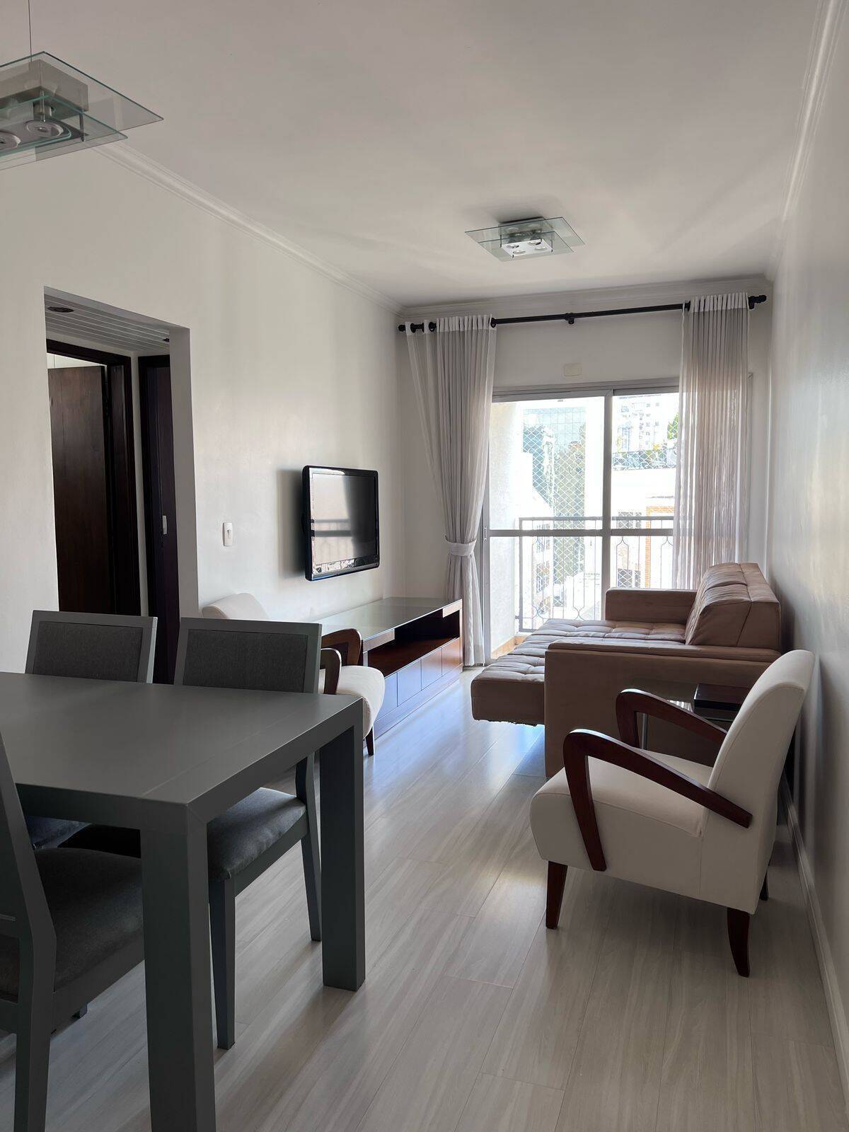 Apartamento à venda com 2 quartos, 63m² - Vila Olímpia,