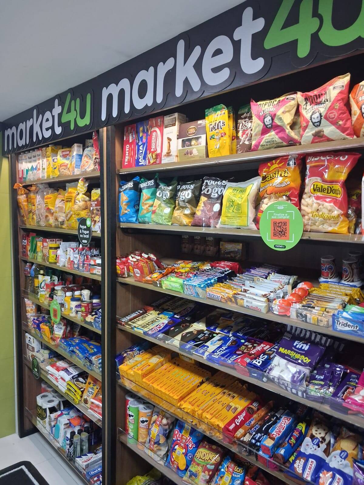  - Alugo ótimo Studio mobiliado na Vila Olímpia