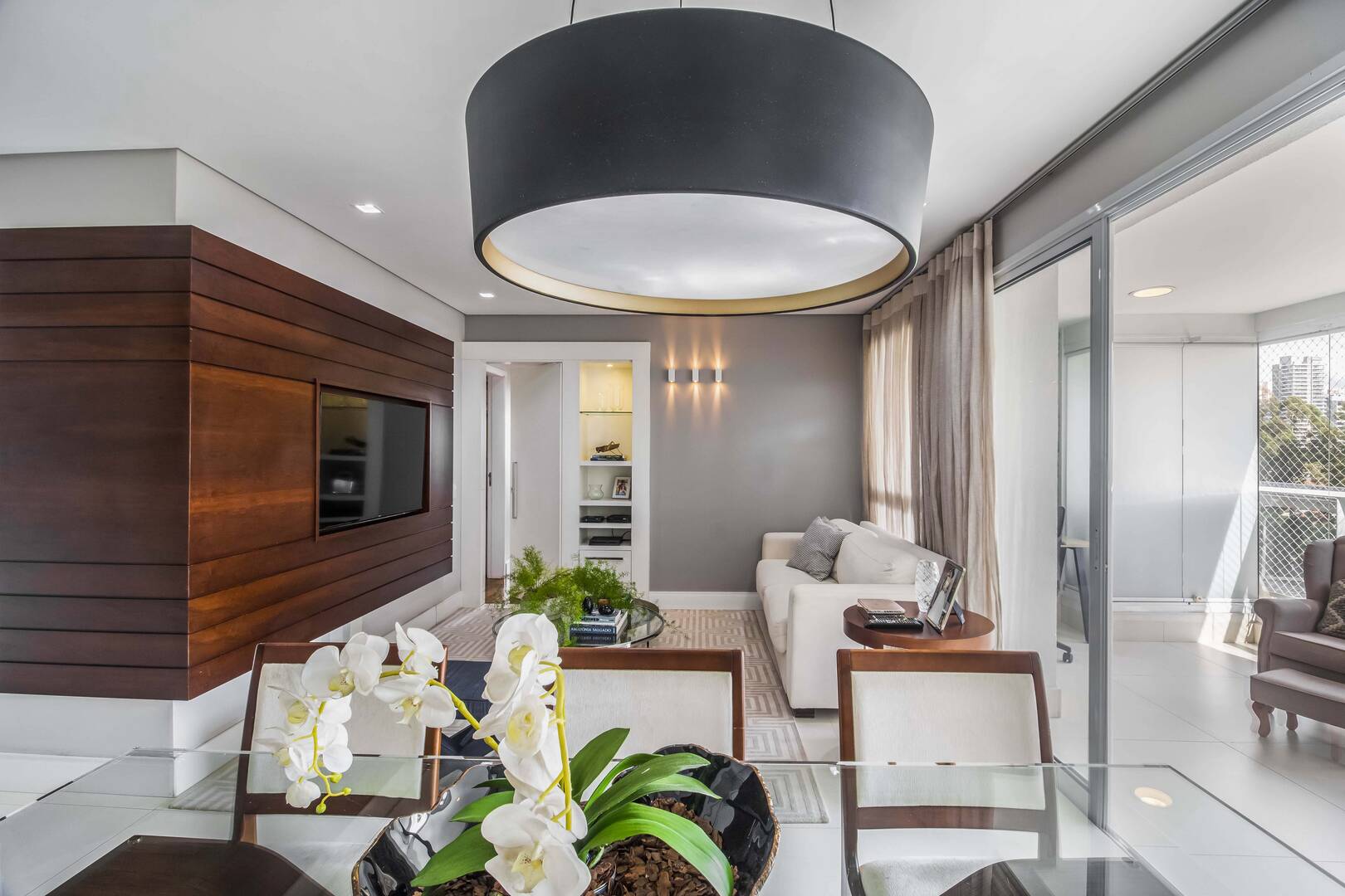  - APARTAMENTO À VENDA, REFORMADO NO BROOKLIN COM MUITO LAZER