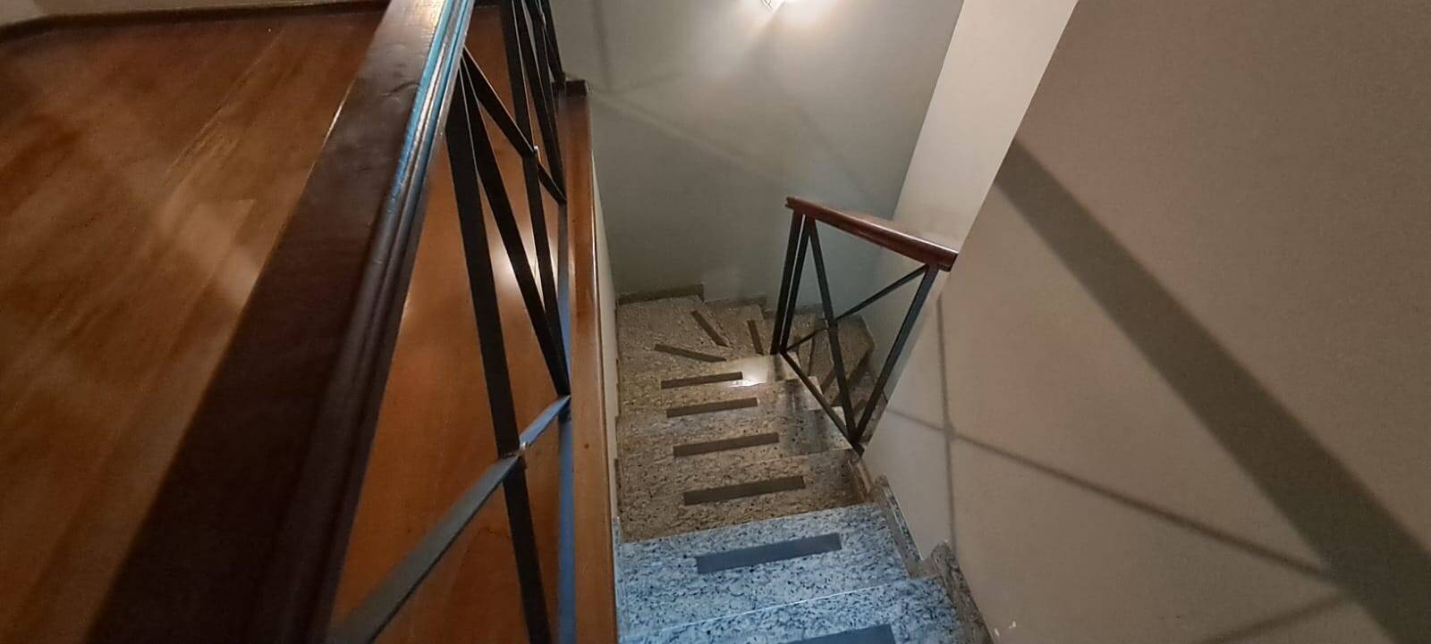 Casa para alugar com 4 quartos, 450m² - Alto de Pinheiros,