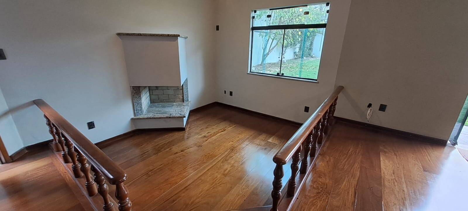 Casa para alugar com 4 quartos, 450m² - Alto de Pinheiros,