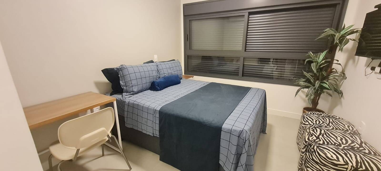  - STUDIO ,ALUGA, MIRANDOPOLIS ,1 DORM INTEGRADO C/ SALA E COZINHA ,MOBILIADO.