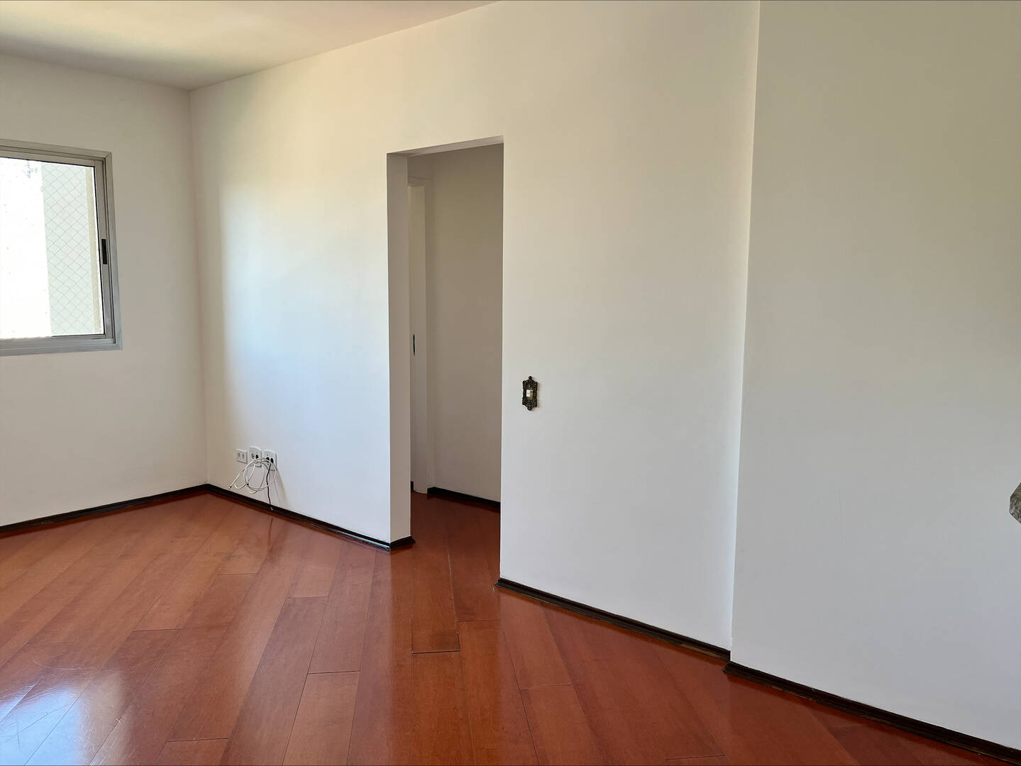  - APARTAMENTO PARA LOCAÇÃO COM 2 DORMITÓRIOS NA POMPÉIA