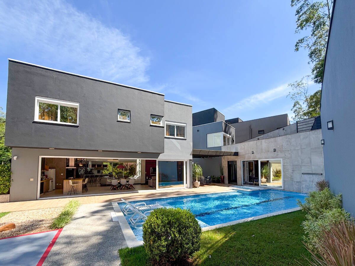 Casa à venda com 5 quartos, 662m² - Jardim do Golf I,