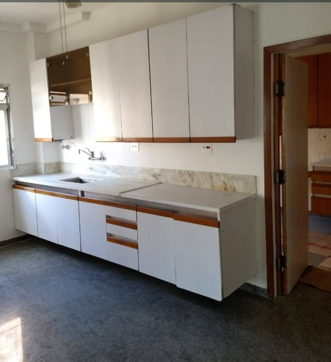  - Apartamento a venda ,na Bela Vista ,292m2 , 4 dormitórios,1 suíte ,2 vagas